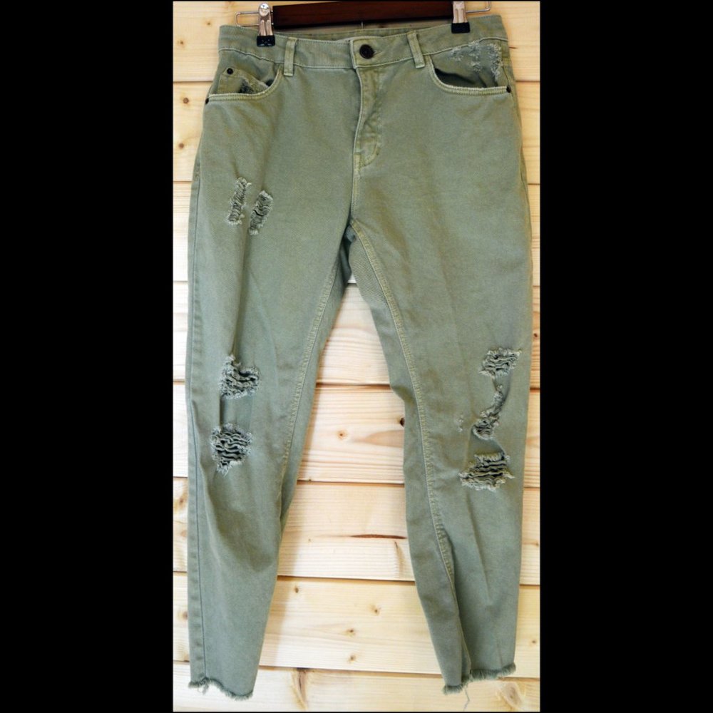 Zara Basic Vintage Denim Distressed Jeans Women 2